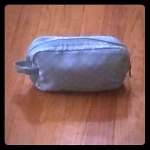 I am buying a small baby pack